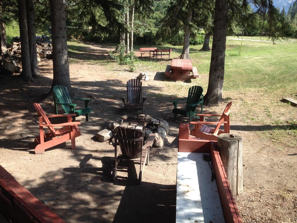 The Gateway Inn Canmore Exterior foto